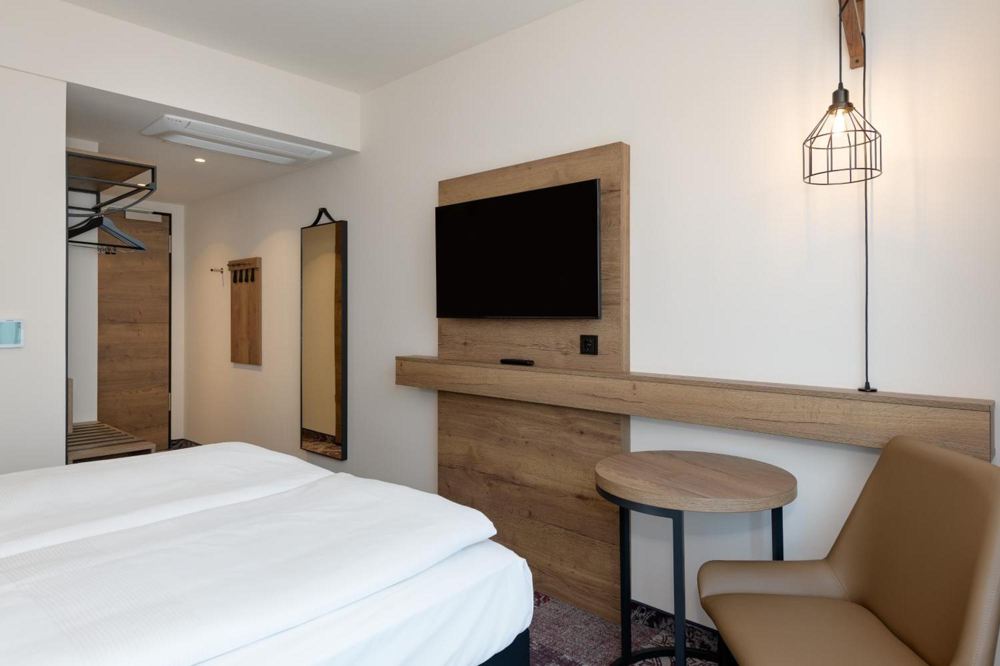 Отель Ibis Styles Кобург Экстерьер фото